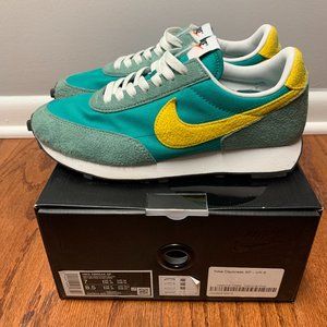 Nike DBreak DA0824-300 Neptune Green/Speed Yellow Mens Size 7